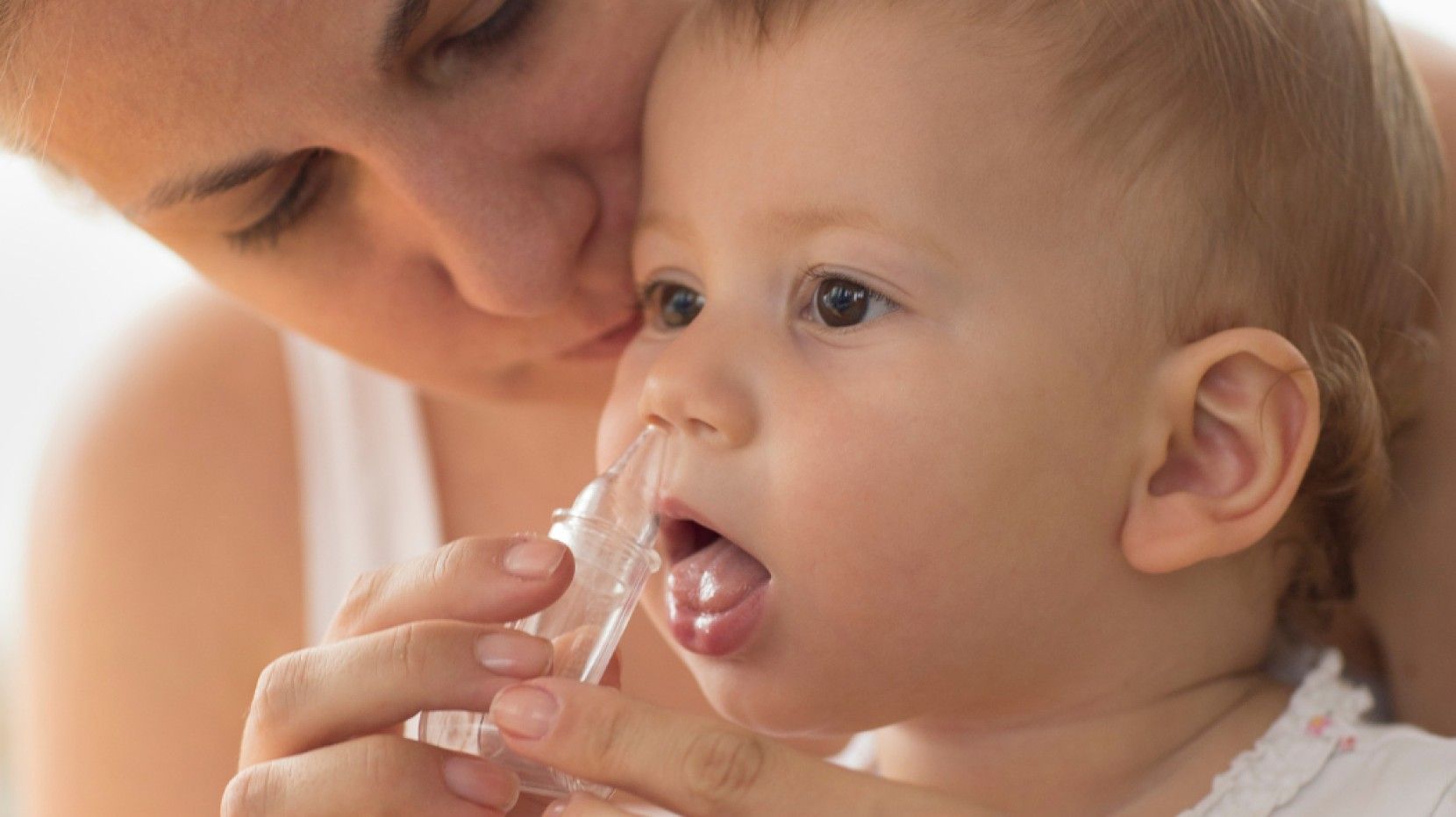 Dicas para Lavagem Nasal em Bebs e Crianas